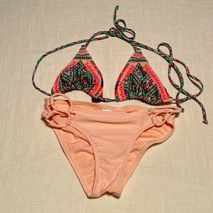 NEW. Two piece swimwear